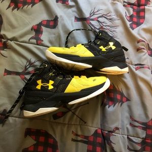 Used Boys Under Armor shoes
